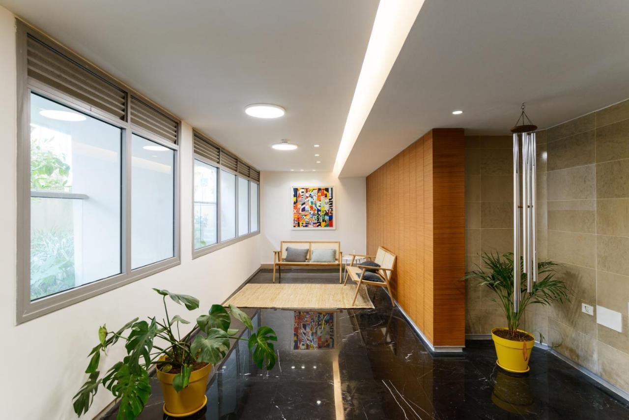 Quiet Hideaway & Terrace Near Beach By Feelhome Tel Aviv Exterior foto